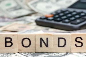 Lãi suất tiền gửi tiết kiệm 'lép vế' trước trái phiếu