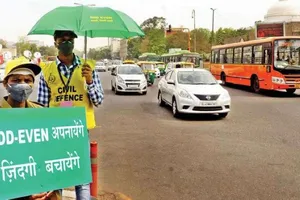 Ô tô Ấn Độ chỉ được phép ra đường ngày chẵn nếu có điều này