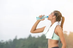 Cơ thể biến đổi khủng khiếp sau 30 ngày uống nước lọc