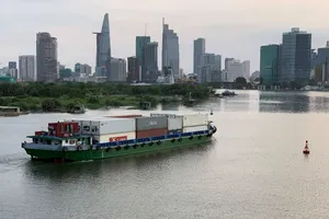 6 mặt hàng có giá trị xuất khẩu trên 2 tỉ USD 