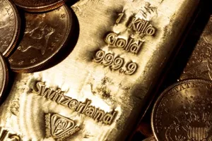 Giá vàng thế giới 'rơi tự do', chỉ còn 47,4 triệu đồng