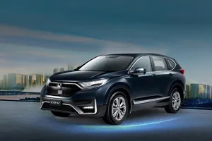 Honda CRV và Civic dính lỗi nặng khiến xe chết máy