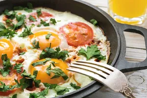 Nếu ăn hàng chục quả trứng một ngày, chuyện gì xảy ra?