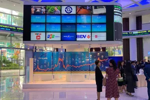 Dòng tiền đang đổ nhiều vào chứng khoán