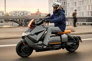 Chiếc xe ga này sẽ đánh bại Honda SH?