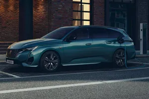 Ô tô điện Peugeot mang nhiều công nghệ mới lạ