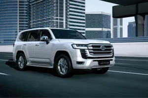 Toyota tuyên bố Land Cruiser sẽ là chiếc xe không bao giờ bị ăn trộm