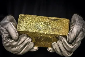 Lo trùm bất động sản Trung Quốc vỡ nợ, nhà đầu tư mua vàng 