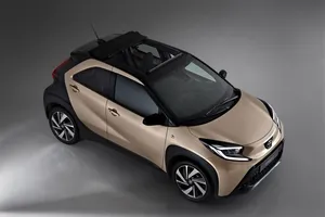 Toyota ra mắt Aygo X giá chỉ 404 triệu đồng, rình rập ngôi vương Hyundai i10