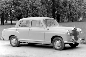 Những chiếc xe này đã cứu Mercedes khỏi phá sản