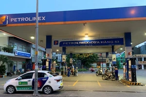 Sau khi tăng khủng, giá xăng Việt Nam vẫn rẻ hơn nhiều nước?