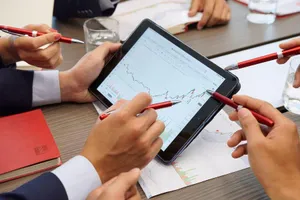 'Dẹp' tin đồn, cả tỉ USD đổ vào thị trường chứng khoán