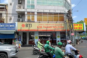 Chủ tịch Hội Mỹ nghệ kim hoàn đá quý TP.HCM nói về việc các cửa hàng vàng đóng cửa