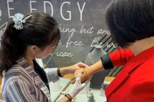 Tung ra thị trường hơn 48.000 lượng vàng SJC: Rồi sao nữa?