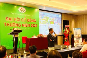 Người đứng đầu bị bệnh, Quốc Cường Gia Lai phải tạm dừng đại hội cổ đông