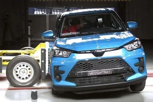 Chiếc ô tô Toyota được người Việt yêu thích lại bị dính lỗi này