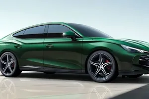 Một hãng xe Trung Quốc khẳng định chỉ cạnh tranh với ô tô Toyota