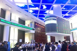 Dòng tiền kỷ lục vừa đổ vào thị trường chứng khoán