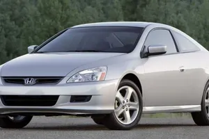 Lý do ô tô Honda có giá siêu rẻ