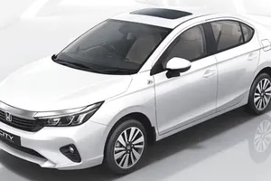 Chiếc ô tô Honda này tăng cấp đẹp, giá chỉ là 377 triệu đồng