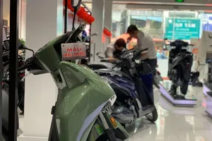 Giá vàng cao ngất ngưởng, có phải thời điểm vàng để mua Honda SH?