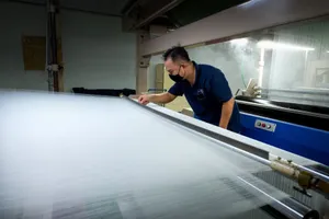 Giá vàng và dầu tăng mạnh đang gây áp lực ra sao cho công ty Việt?