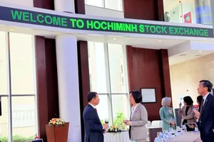 Thị trường chứng khoán vừa cán mốc 1.500 điểm
