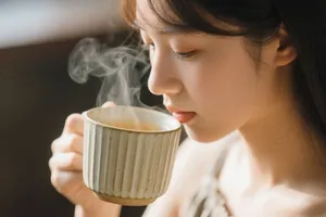 Uống 8 ly nước nóng mỗi ngày, điều gì xảy ra?