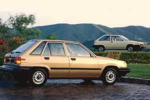 Chuyện lạ lùng của những người mua ô tô Toyota