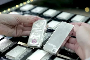 Nguyên nhân khiến nhiều người mua bạc 