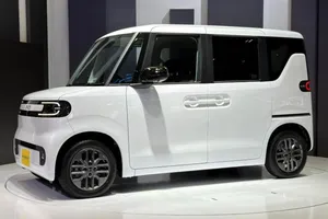 Ô tô Trung Quốc lấn sân thị trường xe siêu nhỏ của Nhật