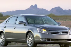 Lý do chiếc ô tô Toyota này có giá 232 triệu đồng