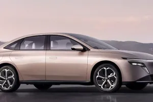 Người tiêu dùng Việt sẽ thích chiếc ô tô Nhật giá 315 triệu đồng này