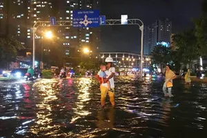 Thêm đề xuất chống ngập đường Nguyễn Hữu Cảnh ​