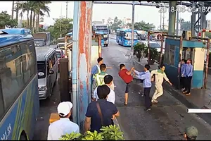 Hơn 60.000 lượt xe vượt trạm BOT Tân Đệ