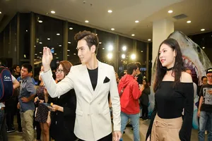 Dàn sao Việt đối đầu Cá mập siêu bạo chúa - The Meg