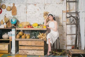 Quán quân The voice diện áo dài với vẻ đẹp ngọt ngào đón xuân