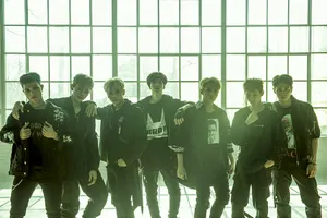 Hiện tượng 2 nhóm nhạc đa quốc tịch đổ bộ Việt Nam