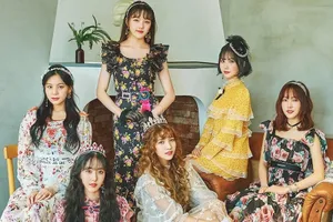 Top 10 album thế giới của Billboard có sự góp mặt của GFRIEND