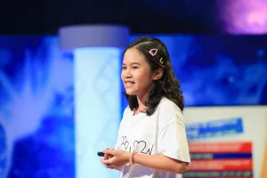 Cận cảnh diễn viên nhí gọi vốn hơn trăm triệu bằng tiếng Anh