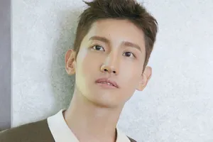 ChangMin (TVXQ) quyên góp giúp trẻ em chống dịch COVID-19