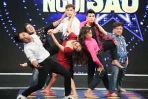 Dàn khách mời hỗn loạn trên sân khấu Bản lĩnh ngôi sao