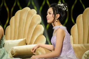 Duyên Quỳnh kể chuyện ngày bé mê hát nhưng không có điều kiện 