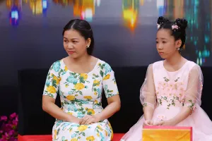 Nỗi lòng của người mẹ có con gái thần tượng nhóm BlackPink