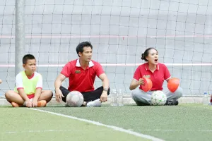 Thanh Thức 'đòi kiện' HLV Nguyễn Hồng Sơn? 