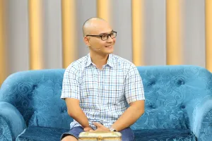 Ốc Thanh Vân rớt nước mắt với 'kình ngư không chân' Hồng Lợi 