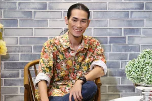 Sử Duy Vương tiết lộ lý do phải nói chuyện với vợ qua tin nhắn