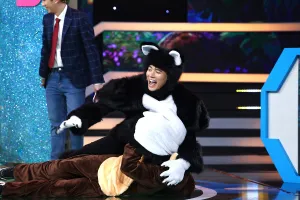 Minh Xù bất lực nhìn Võ Tấn Phát rượt đánh Hữu Đằng? 