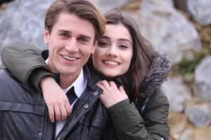 Đọ sắc dàn 'bạn trai màn ảnh' của diễn viên Zeynep