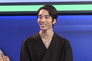 Dương Thanh Vàng đeo hột xoàn 'khủng' bị Thanh Duy tố xài hàng 'pha ke'